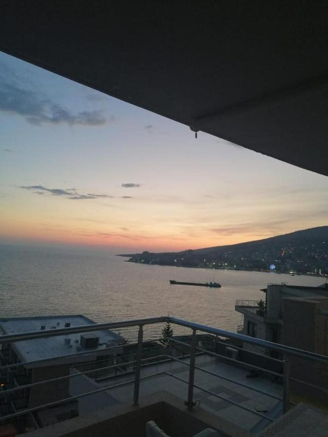Bilal Golemi Sea View Apartment Sarandë エクステリア 写真